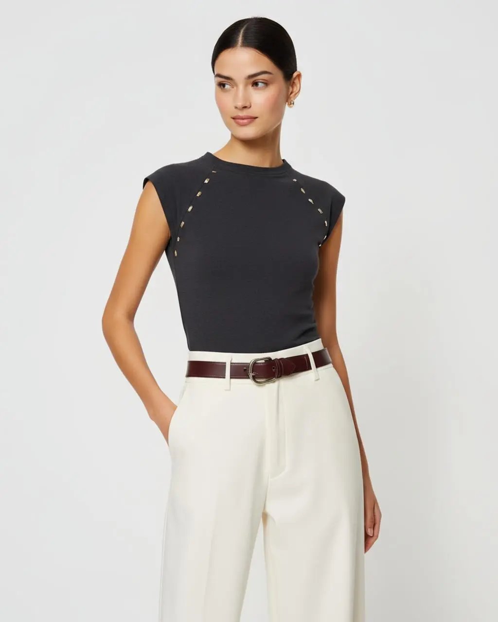 Round-Neck Sleeveless Fitted Top SOLACE
