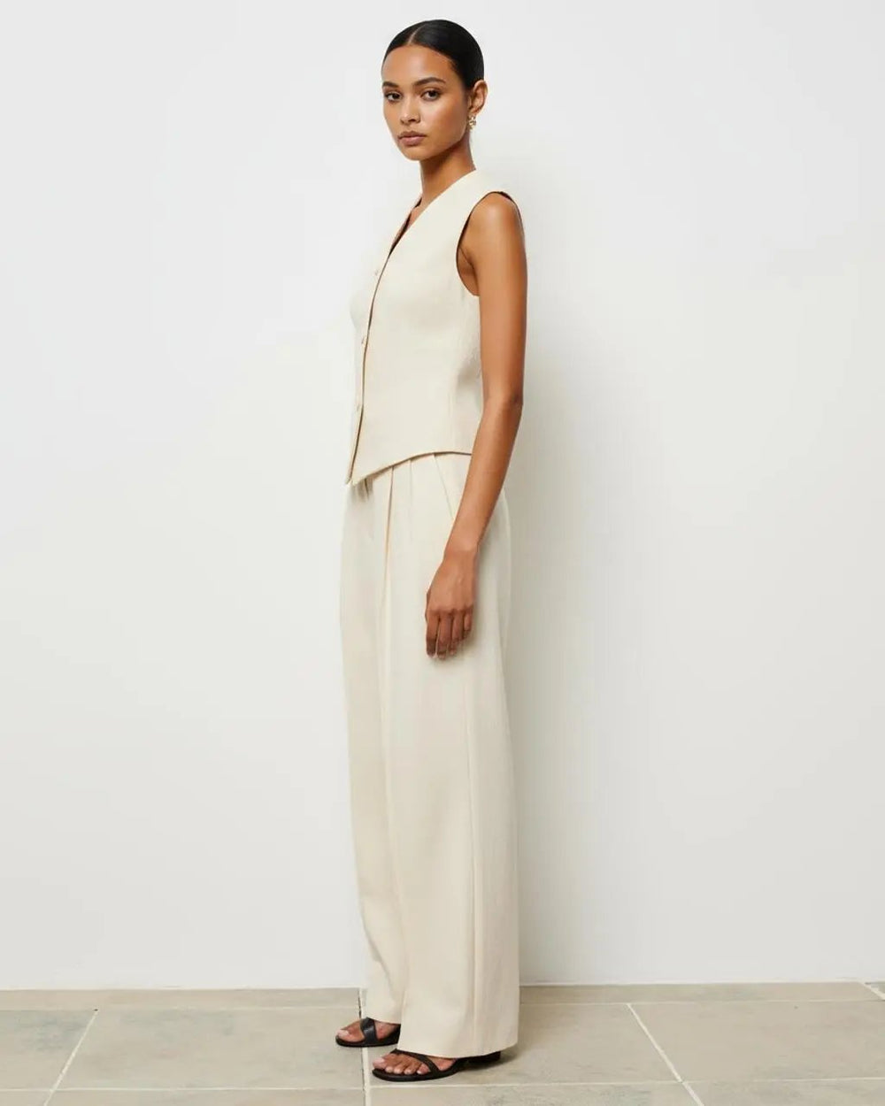 V-neck Sleeveless Vest and Pants Set SOLACE