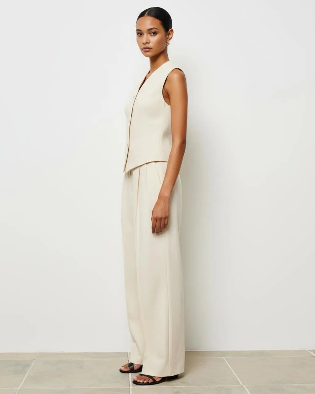 V-neck Sleeveless Vest and Pants Set SOLACE
