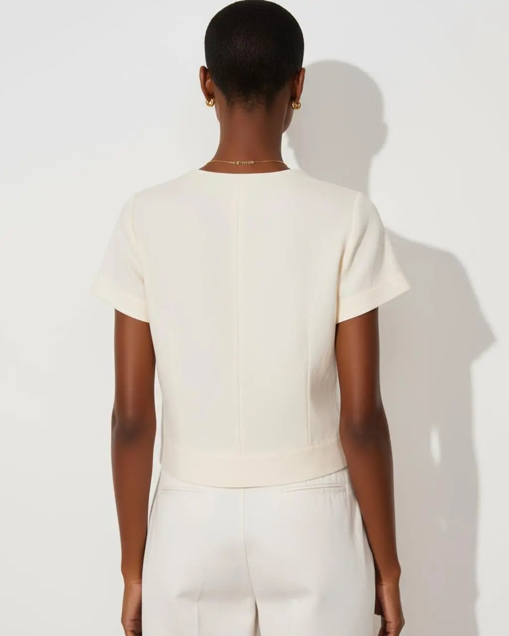 Crew-Neck Button Short Top SOLACE