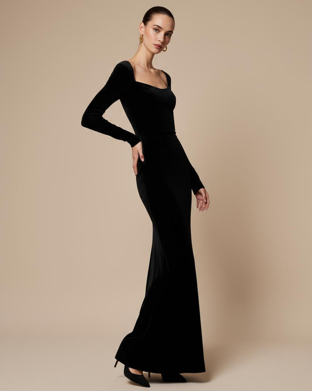 Black Square Neck Backless Dress SOLACE