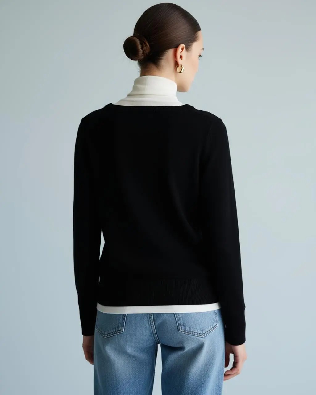 Black Crew Neck Long Sleeve Sweater SOLACE