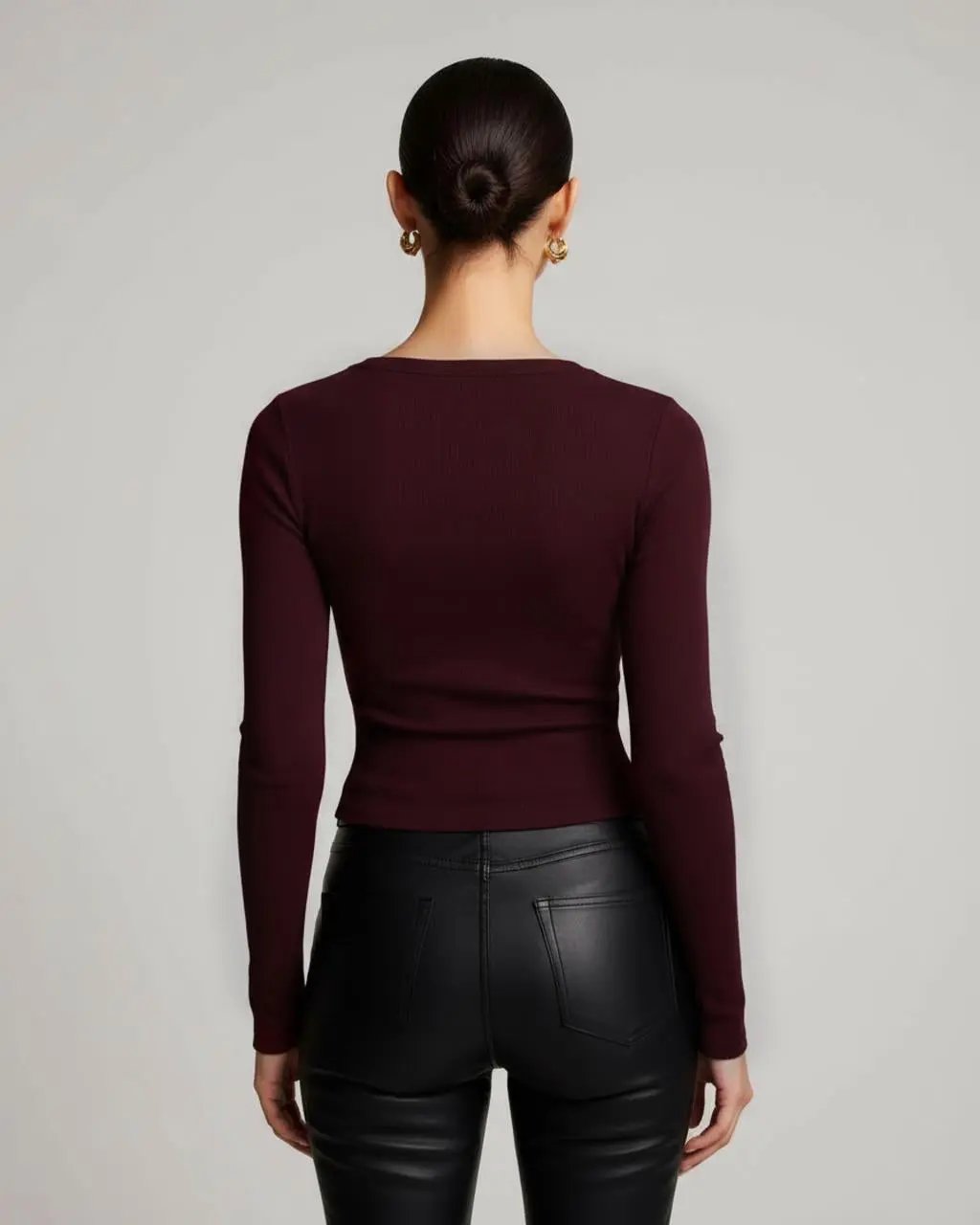 V-Neck Ribbed T-Shirt SOLACE